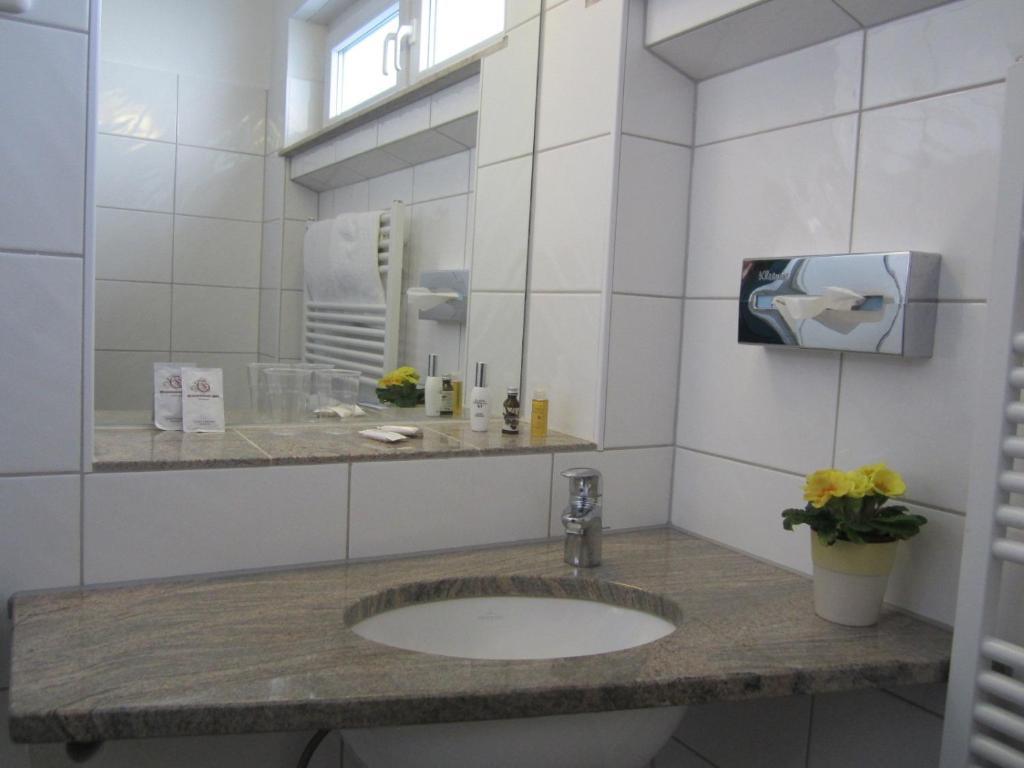 Grimmelshausen Hotel Гельнхаузен Номер фото