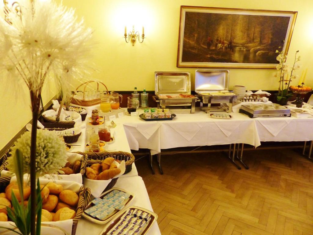 Grimmelshausen Hotel Гельнхаузен Экстерьер фото